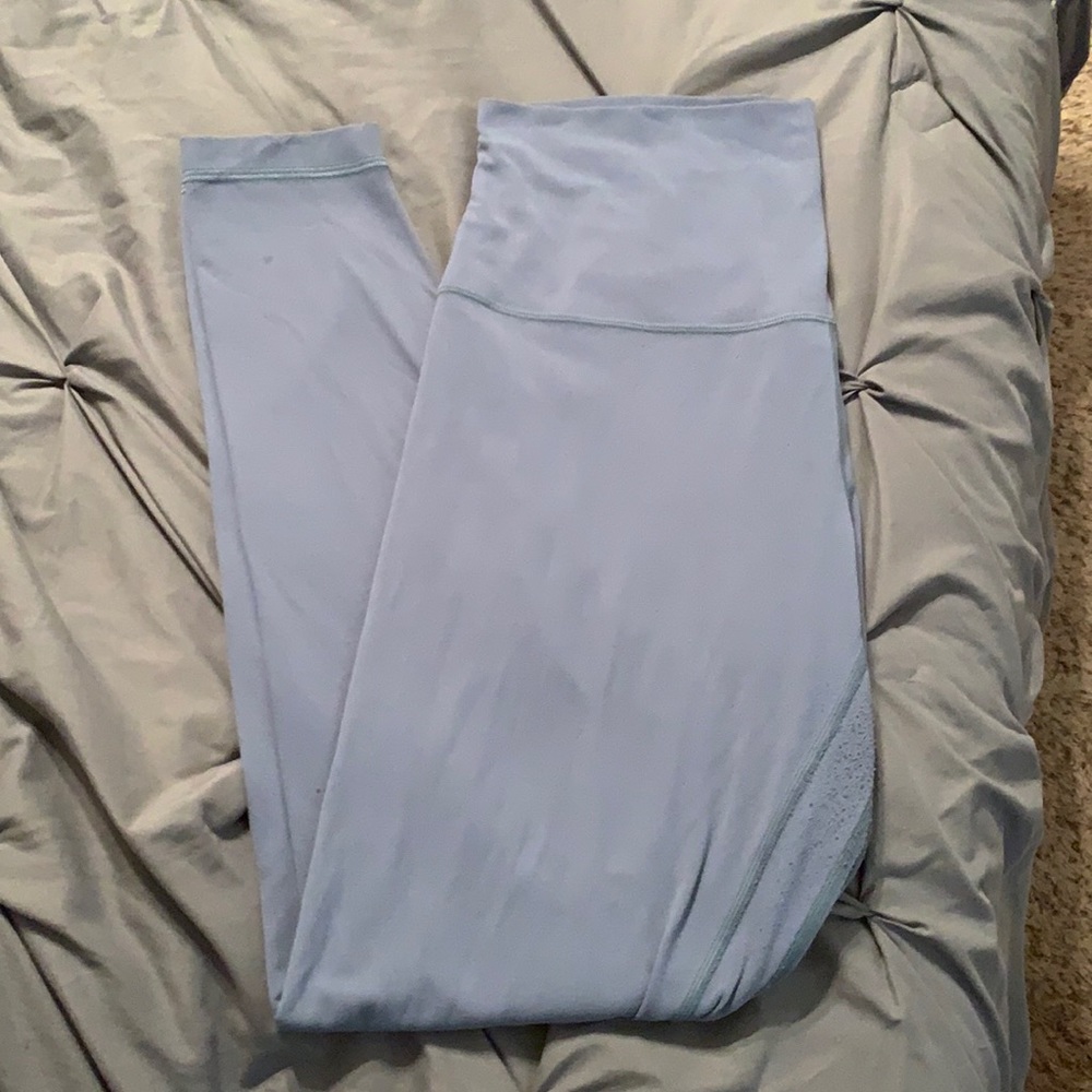 Well loved lululemon leggings